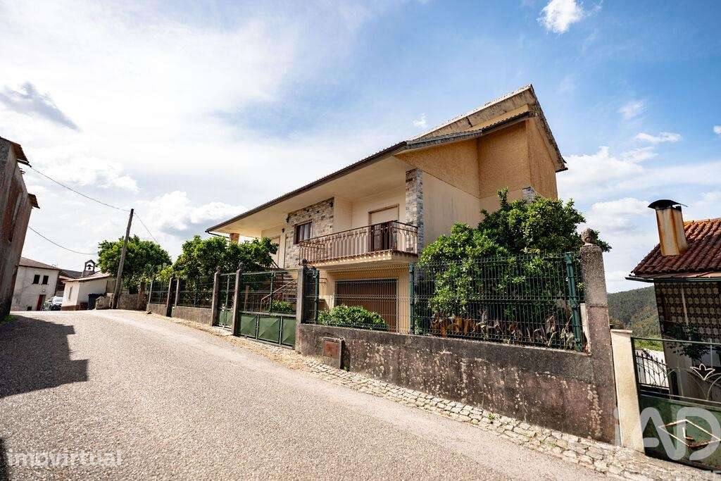 Casa / Villa T8 em Maçãs de Dona Maria - Grande imagem: 2/40