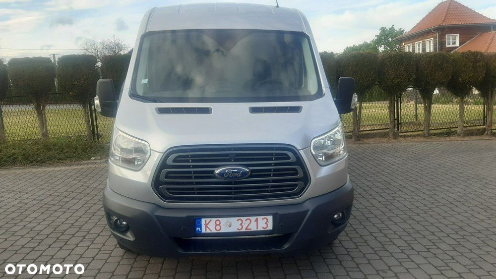 Ford Transit - 1
