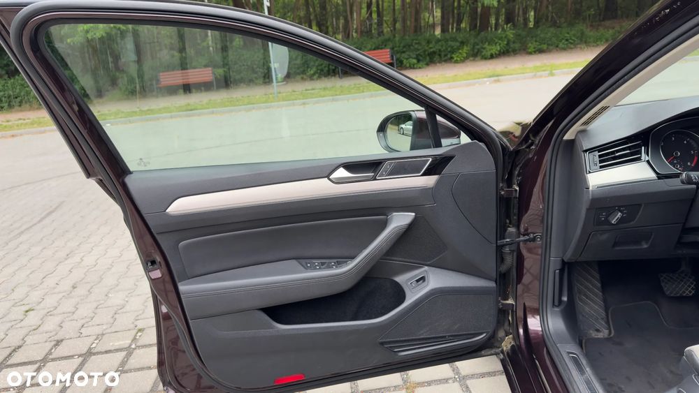 Volkswagen Passat Variant - 10