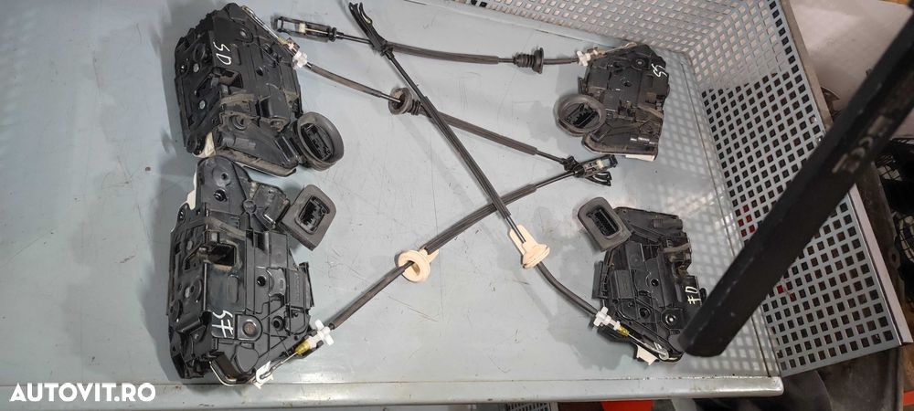 Brosca fata spate stanga dreapta volkswagen golf 6 hatchback - 1