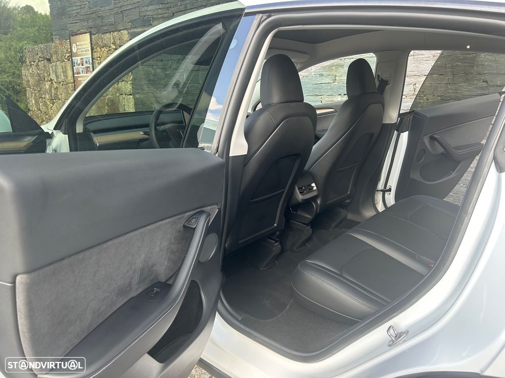 Tesla Model Y Tração Traseira - 15