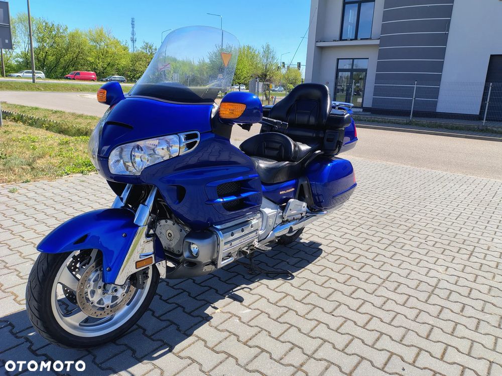 Honda GL - 6