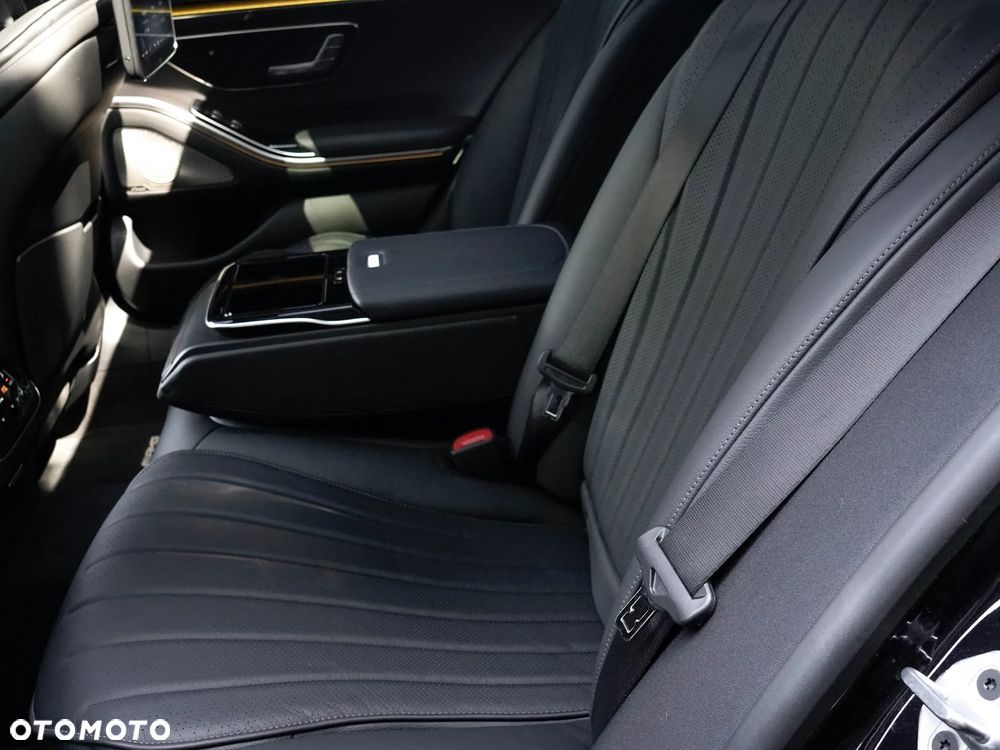 Mercedes-Benz Klasa S 580 e PHEV 4-Matic AMG Line 9G-TRONIC - 35
