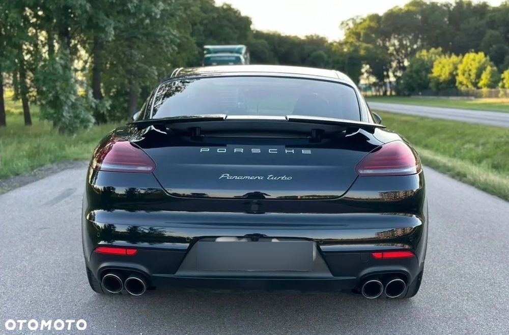 Porsche Panamera Turbo - 16