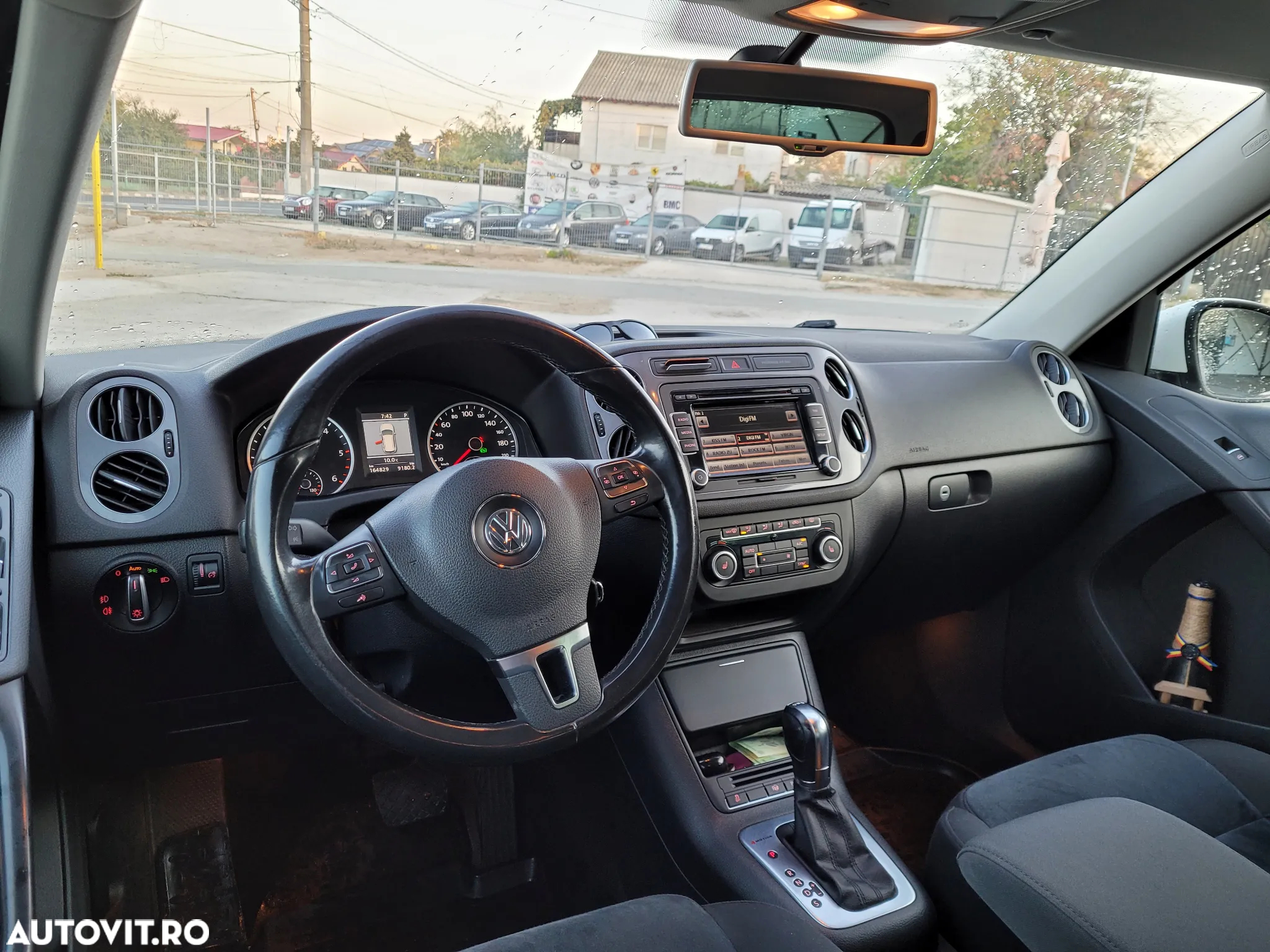 Volkswagen Tiguan 2.0 TDI 4Motion DSG Sport & Style - 11