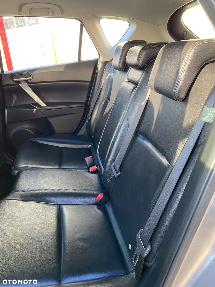 Mazda 3 1.6 Exclusive + - 14