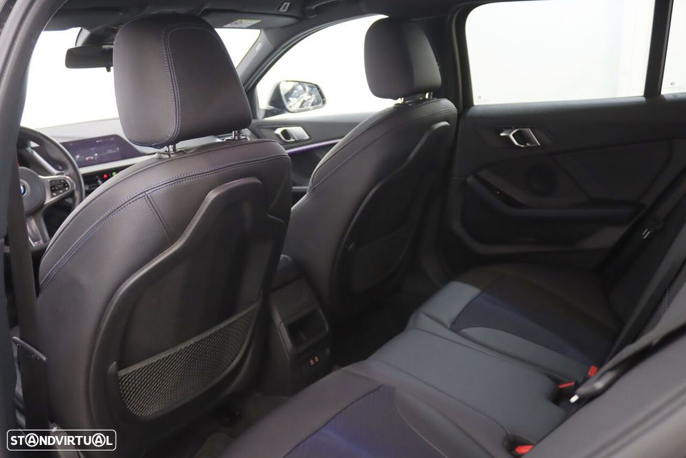 BMW 116 d Pack Desportivo M Auto - 8