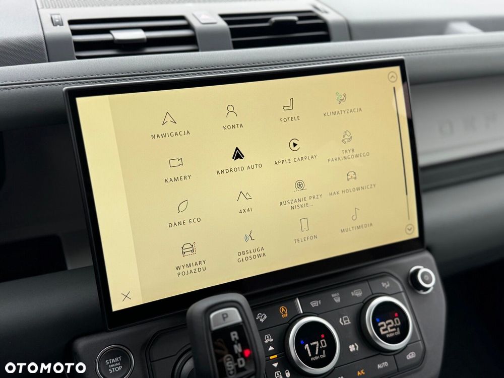 Land Rover Defender - 27