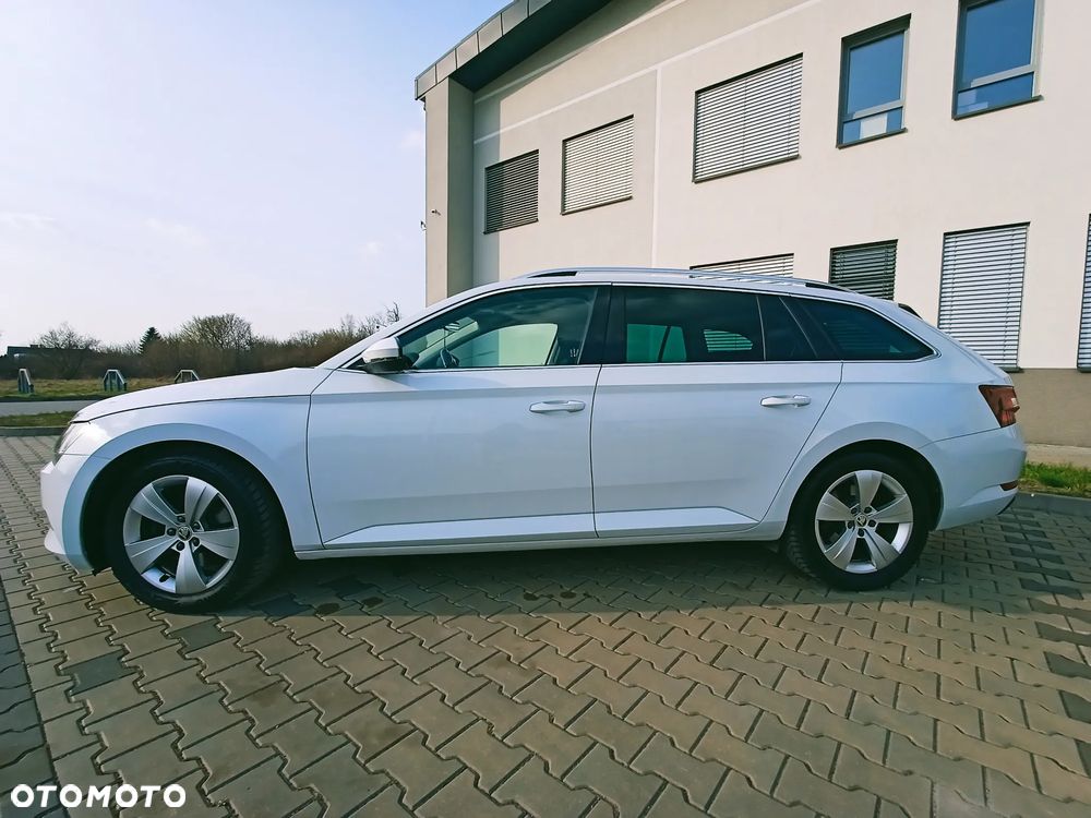 Skoda Superb 2.0 TDI Style - 6