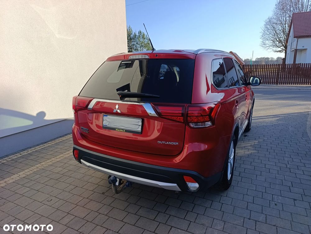 Mitsubishi Outlander 2.0 Instyle Navi CVT - 5