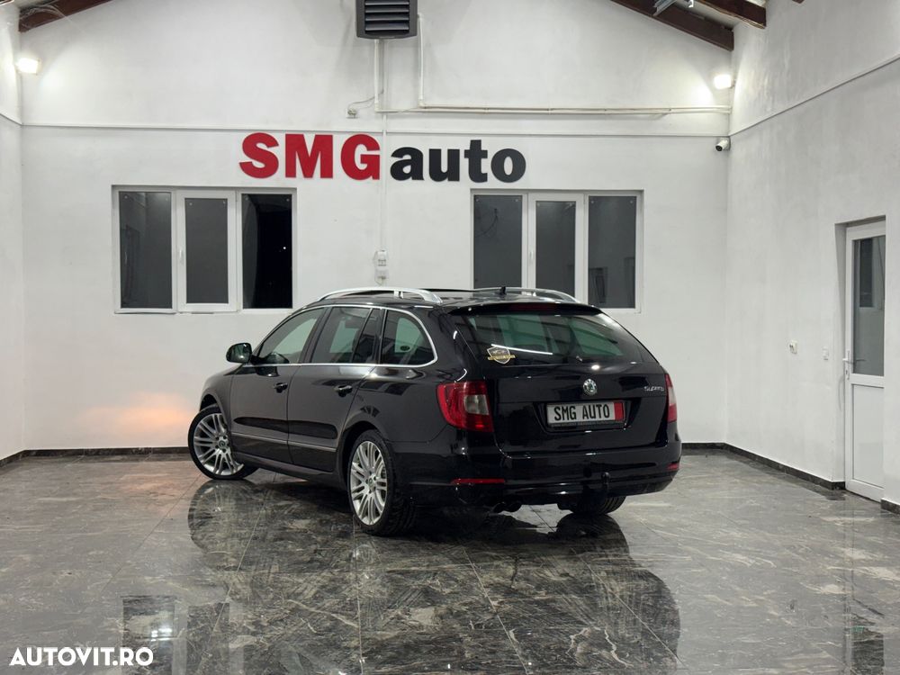 Skoda Superb Combi 2.0 TDI DSG Elegance - 4