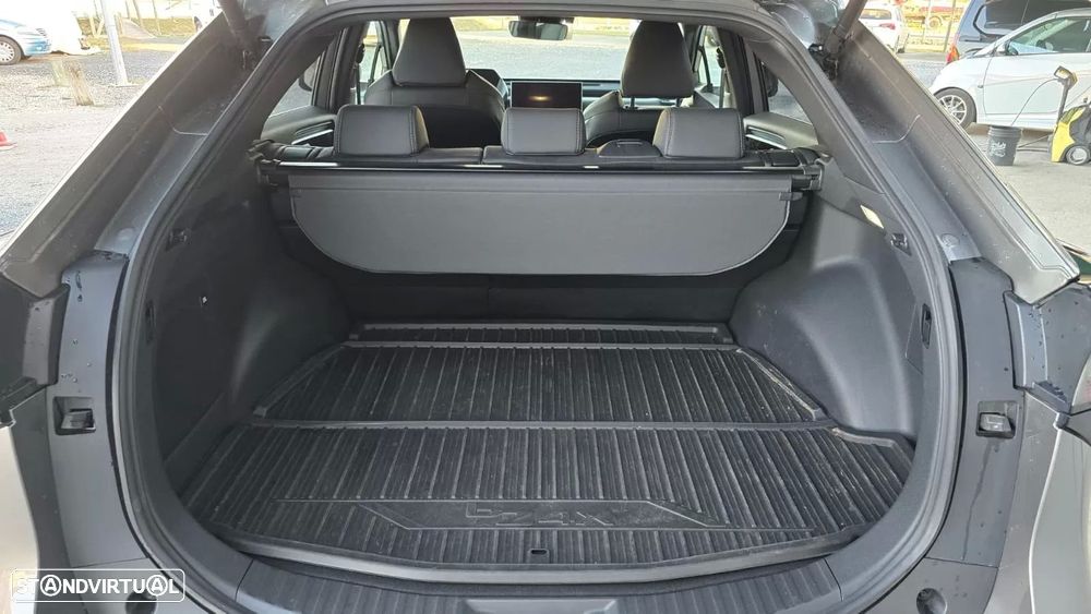 Toyota bZ4X 71,4 kWh Premium - 19