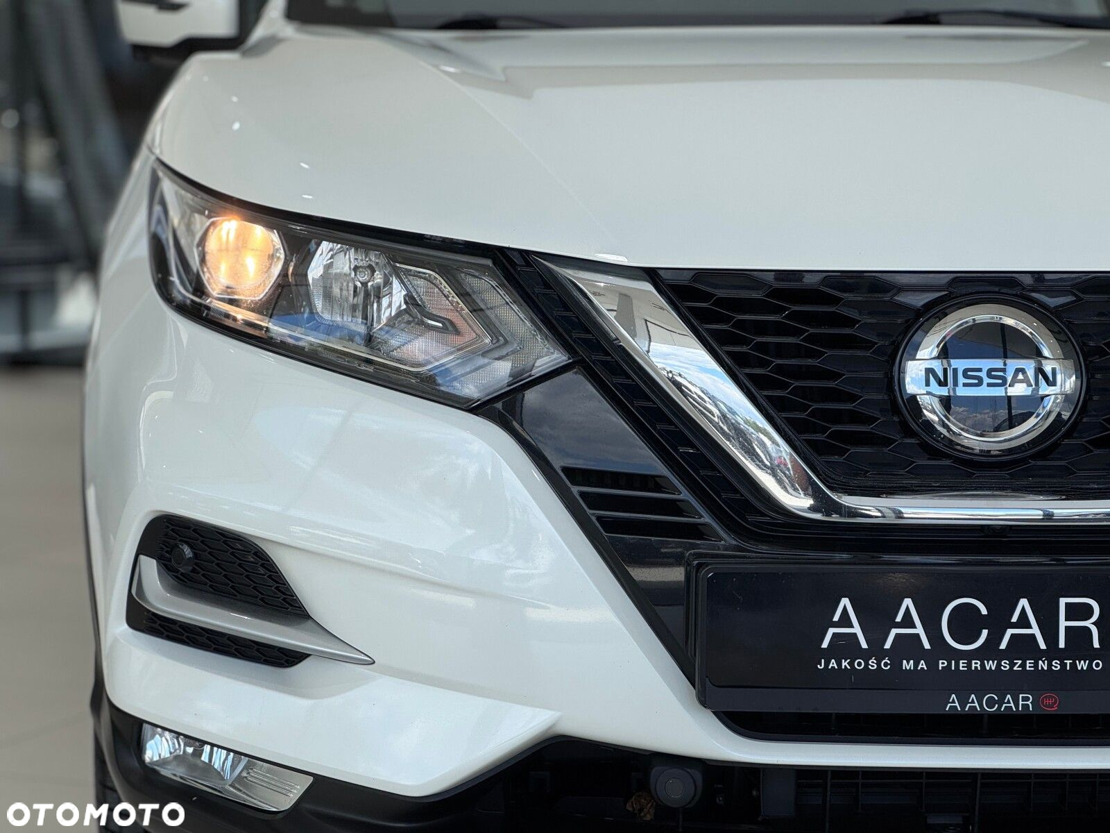 Nissan Qashqai 1.3 DIG-T N-Connecta - 40