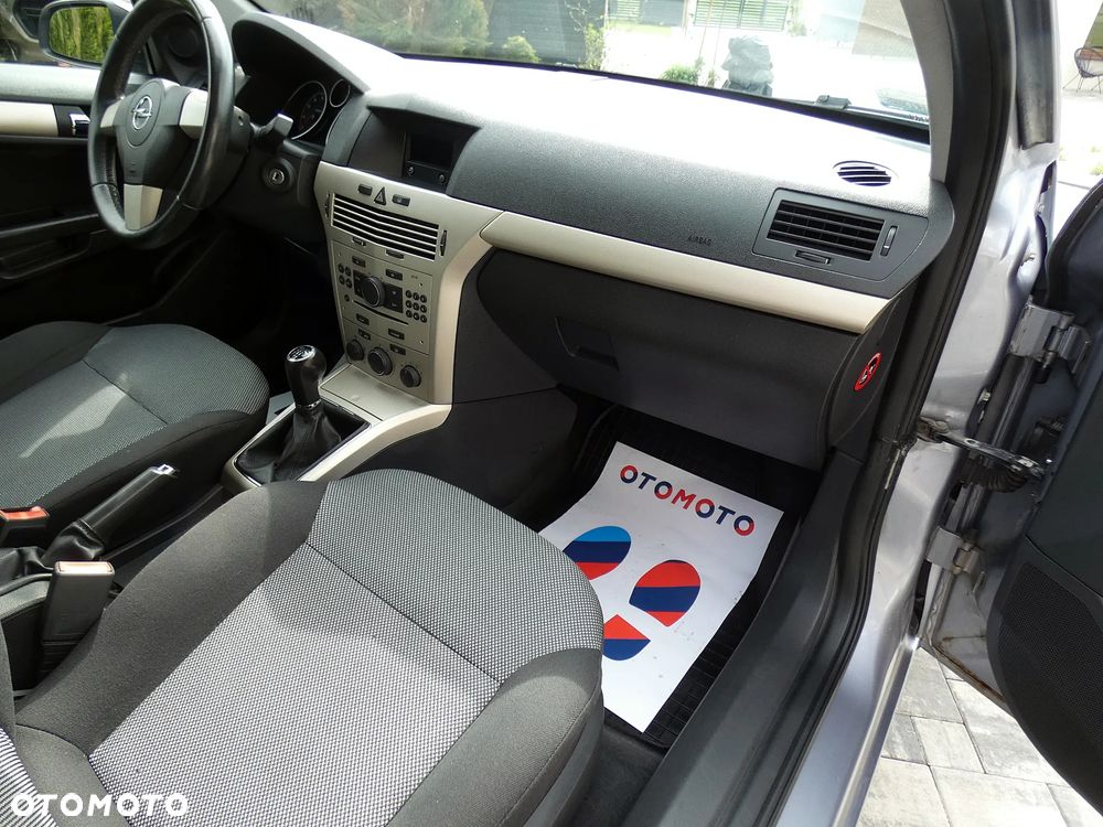 Opel Astra 1.4 Sport - 22