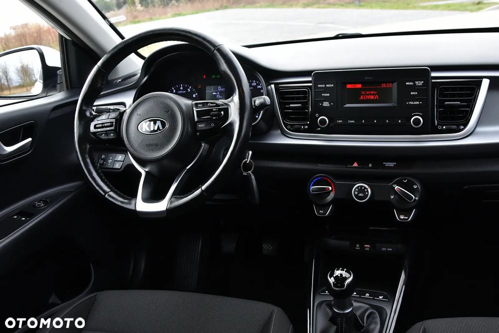 Kia Rio 1.2 L - 22