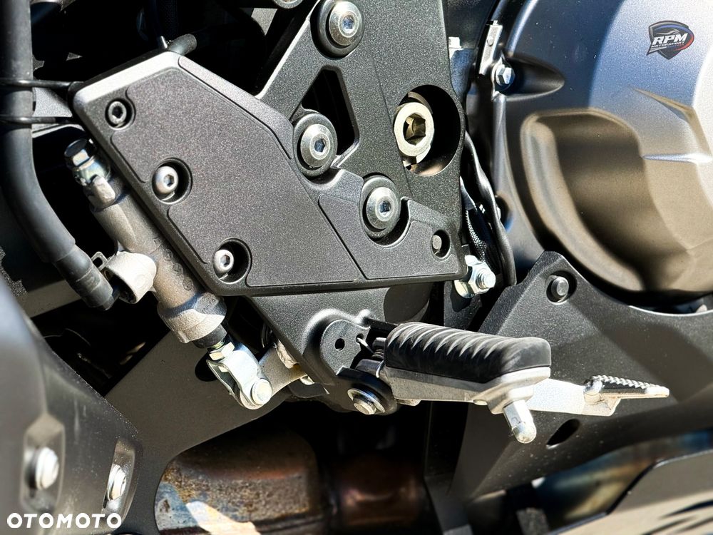 Kawasaki Versys 1000 - 20