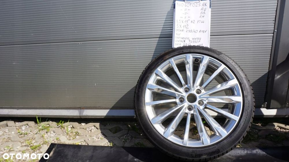 KOŁO ALUFELGA OPONA 235/40R19 SKODA SUPERB - 1