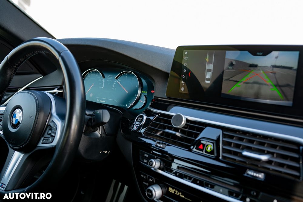 BMW Seria 5 520d xDrive AT - 10