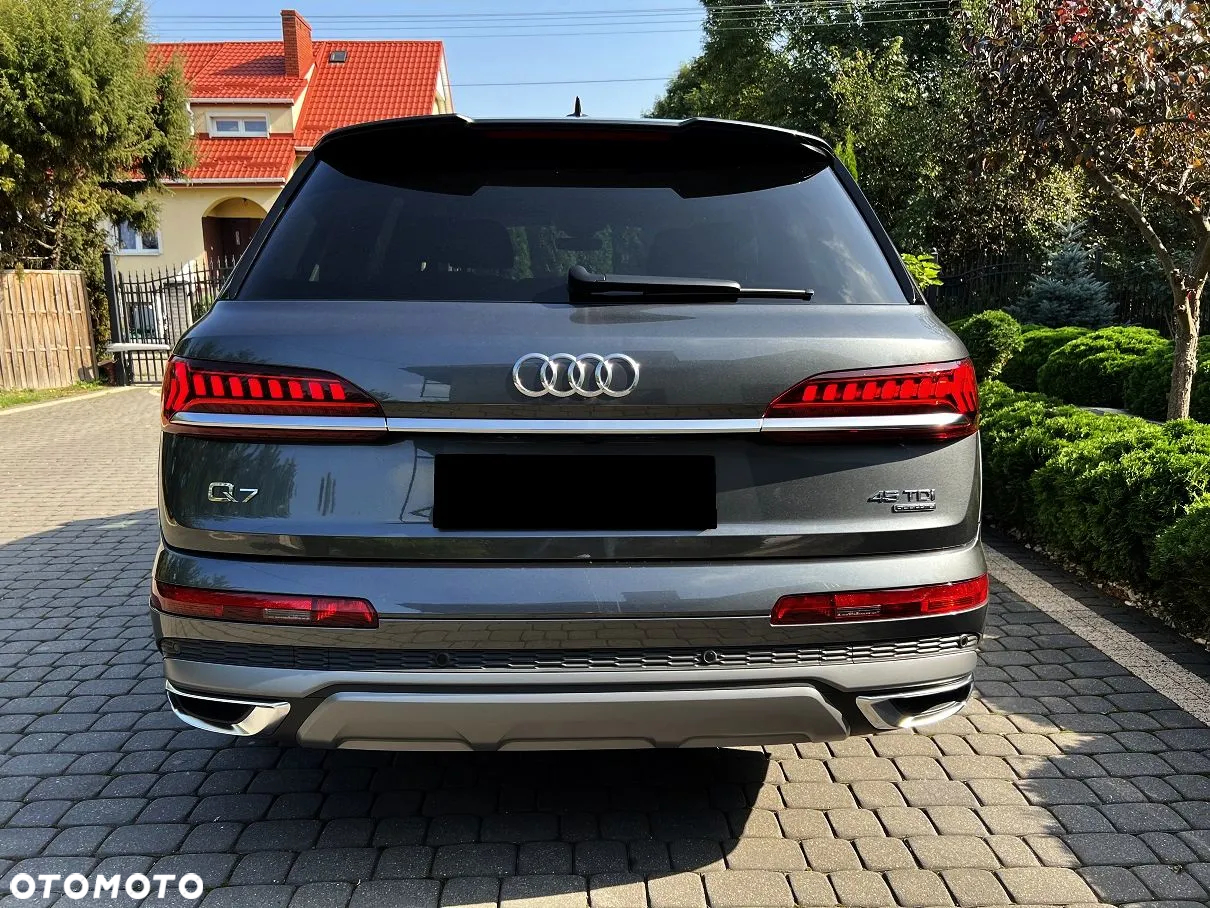 Audi Q7 - 12