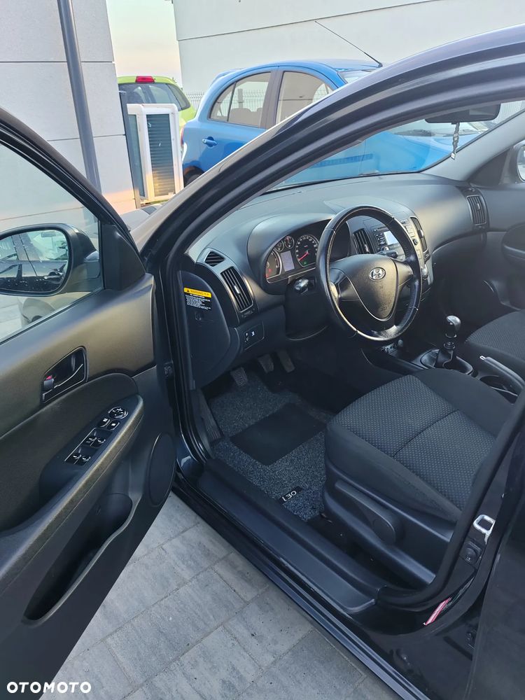 Hyundai i30 1.4 Blue Comfort - 4