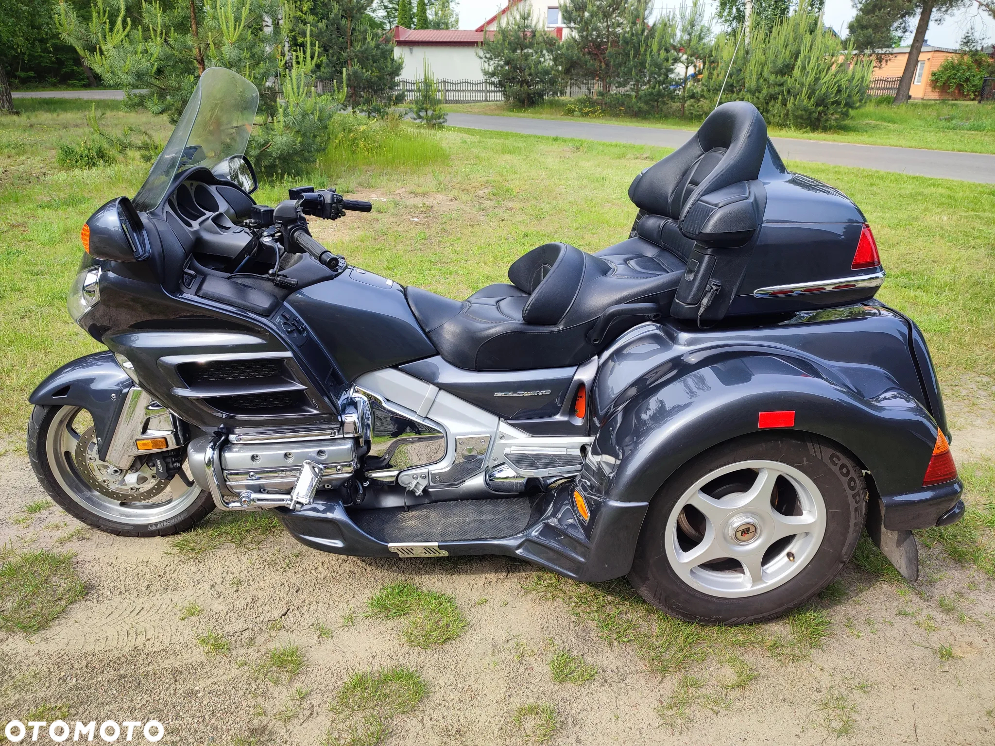 Honda GL - 11