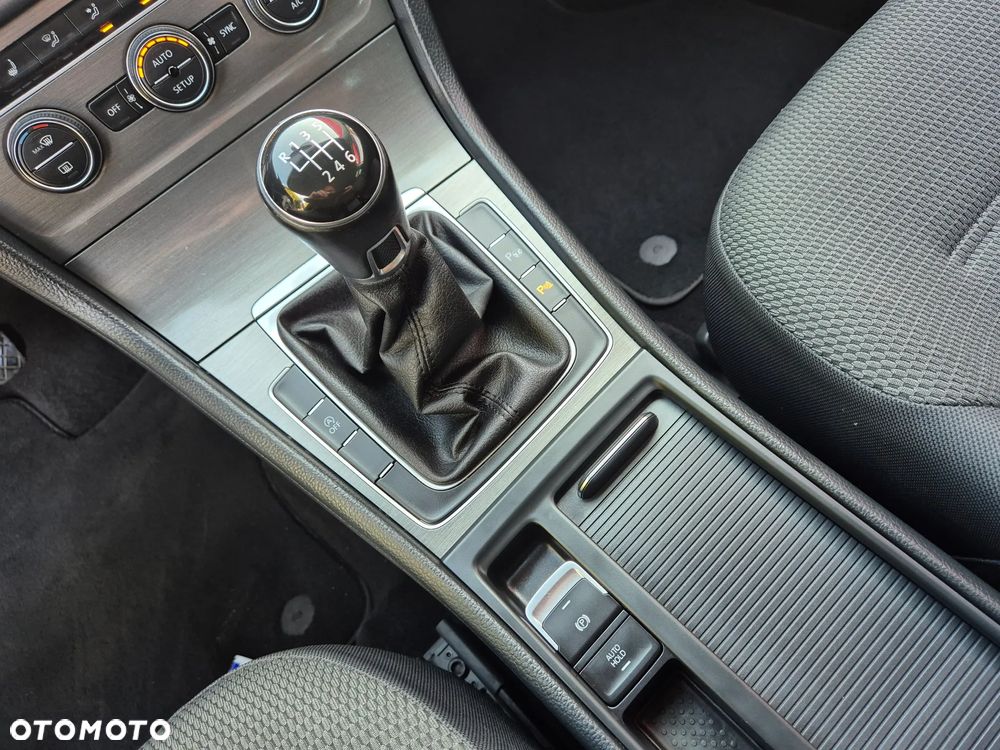 Volkswagen Golf 1.4 TSI BlueMotion Technology Comfortline - 34