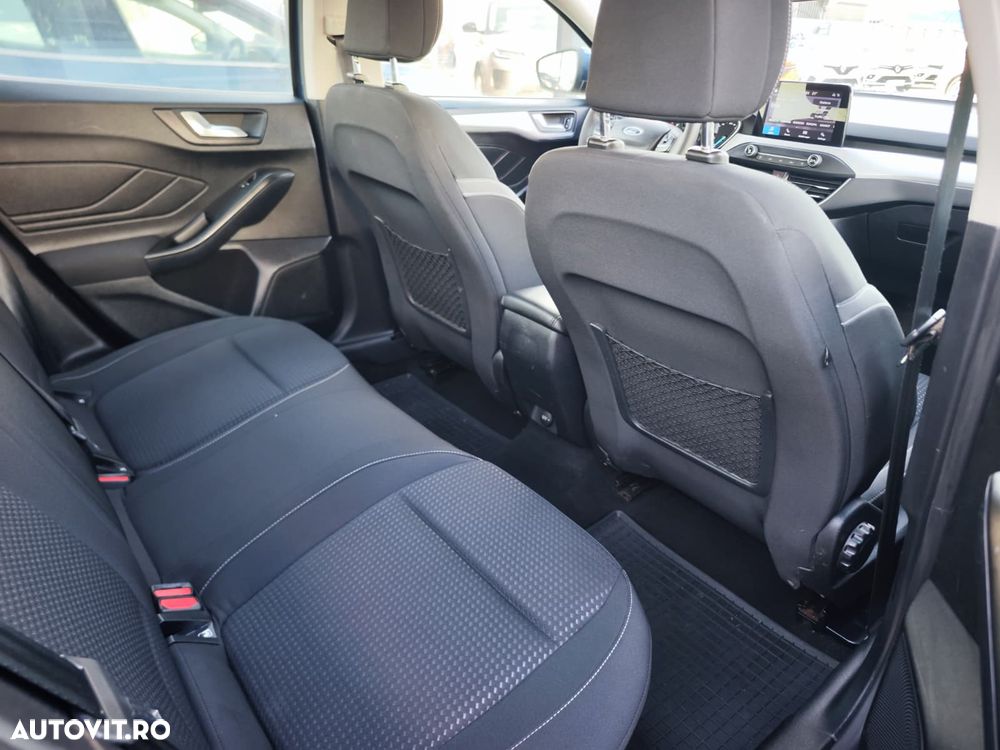 Ford Focus 1.0 EcoBoost Titanium - 15