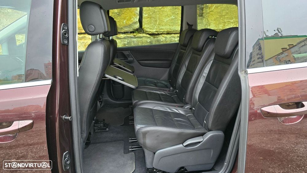 VW Sharan 2.0 TDI Highline DSG - 39