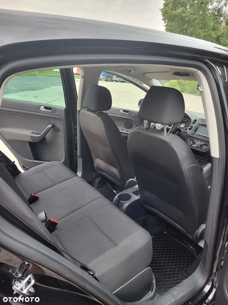 Volkswagen Golf Plus - 11