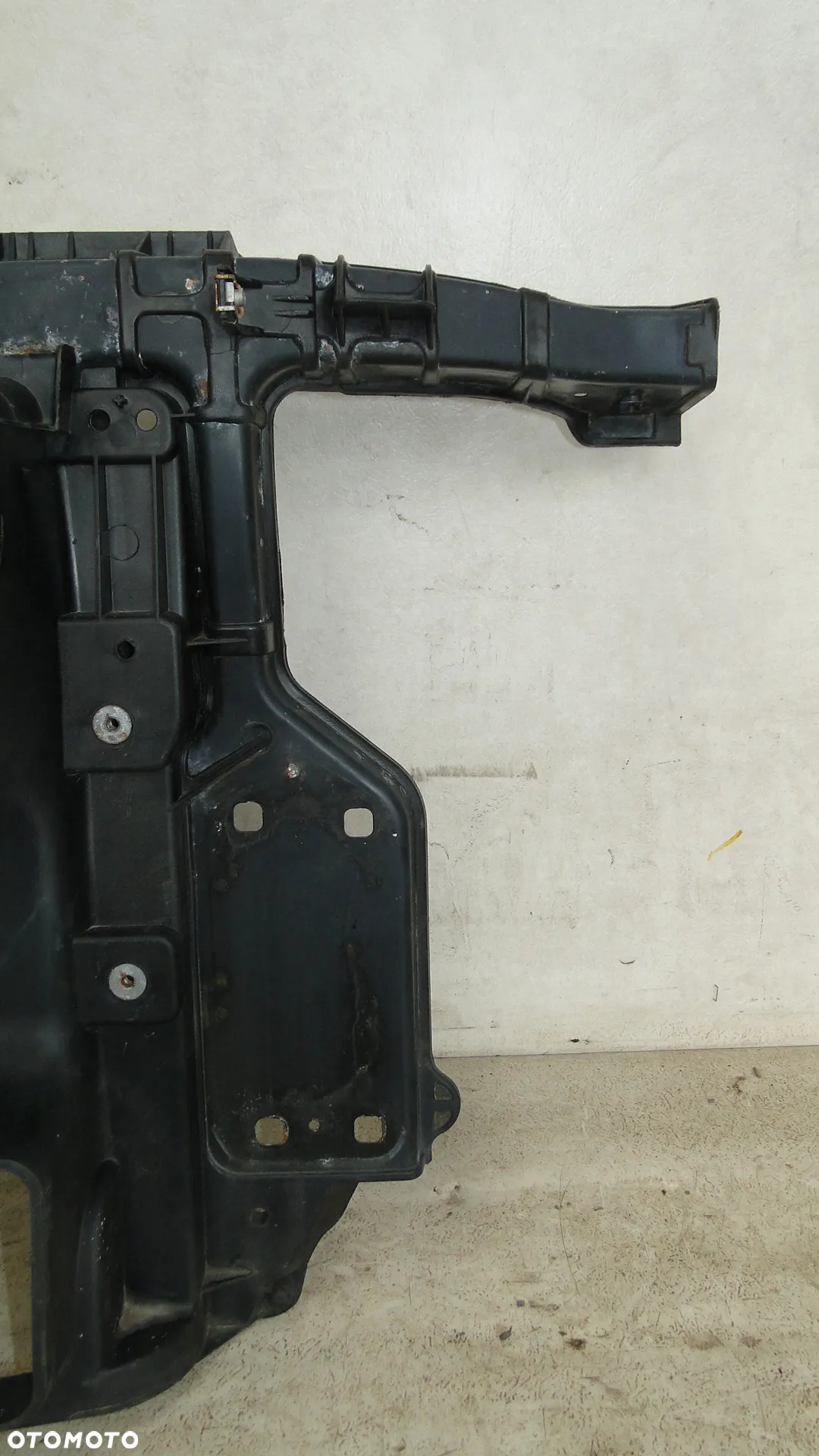 BMW 1 E87 E88 E82 E81 PAS PRZEDNI WZMOCNIENIE CZOŁOWE 2.0D - 5