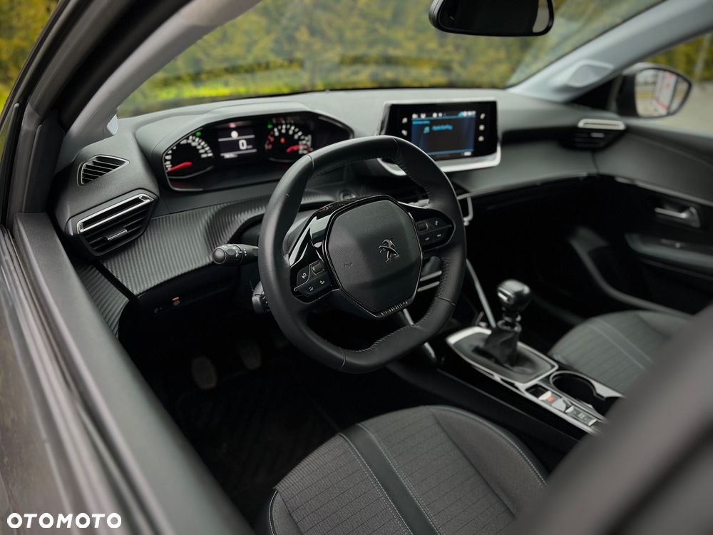 Peugeot 208 1.2 PureTech Active S&S - 12