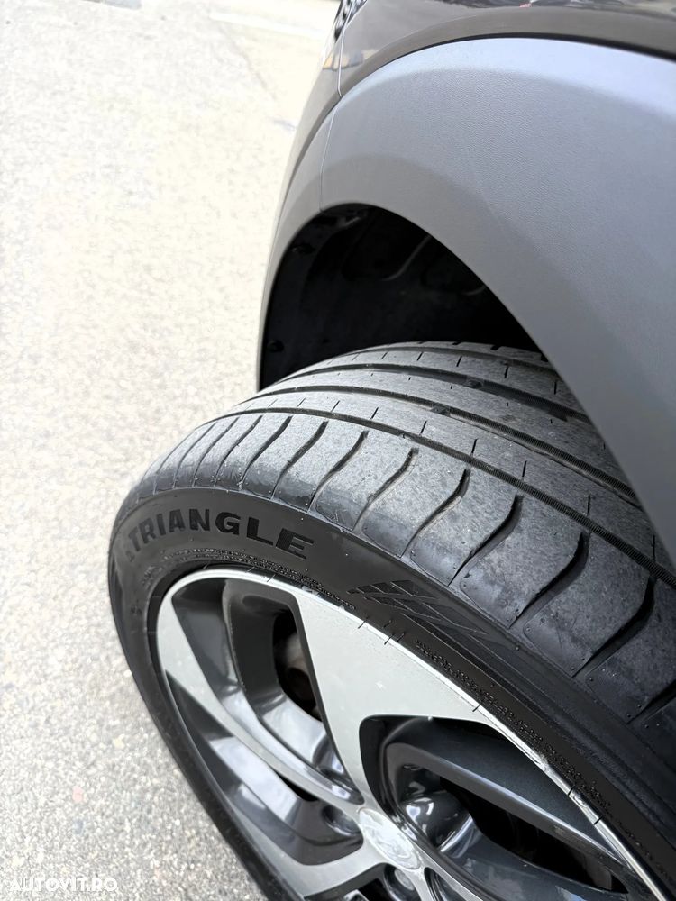 Hyundai Tucson 2.0 CRDI 4WD 6AT Premium+ - 9