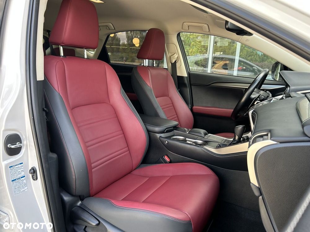 Lexus NX 300h F Impression AWD - 11