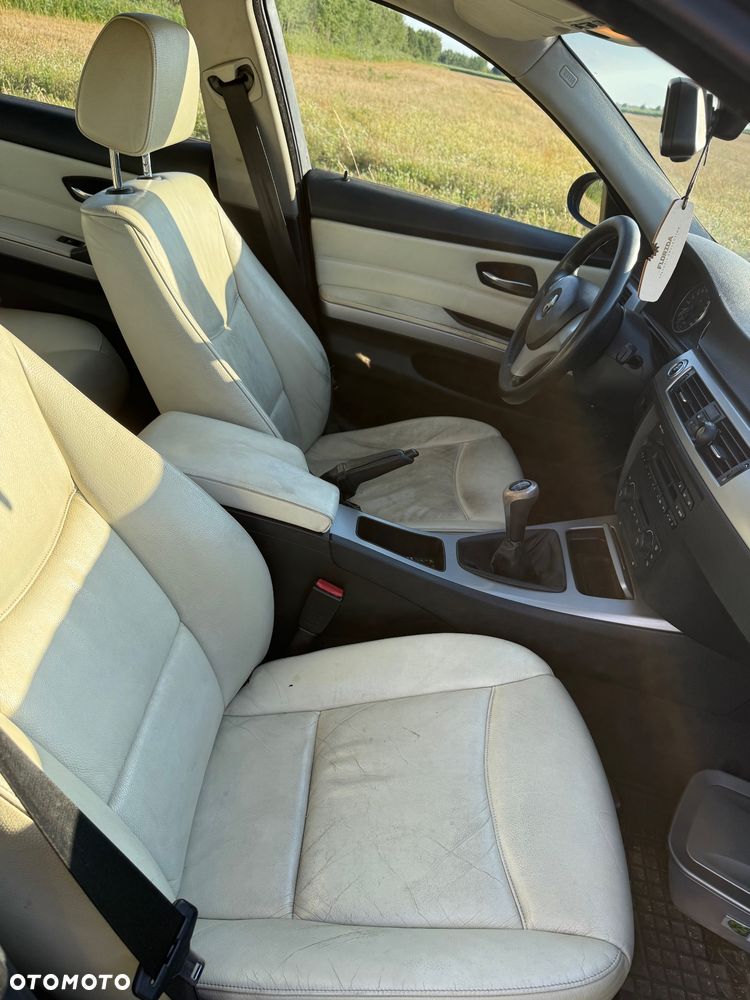 BMW Seria 3 - 16
