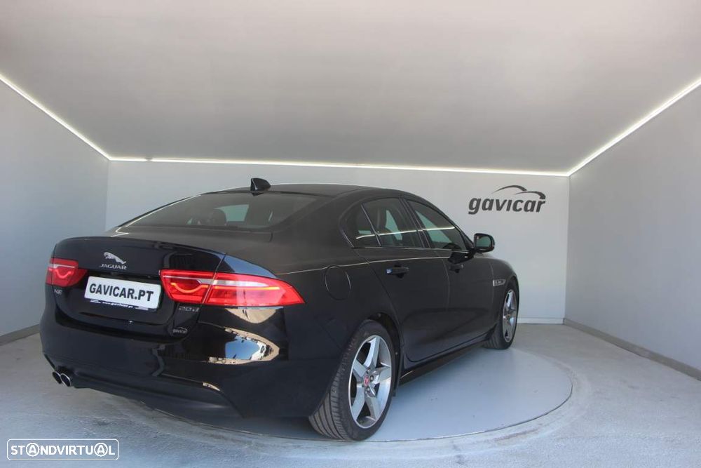 Jaguar XE 2.0 D R-Sport Aut. - 26