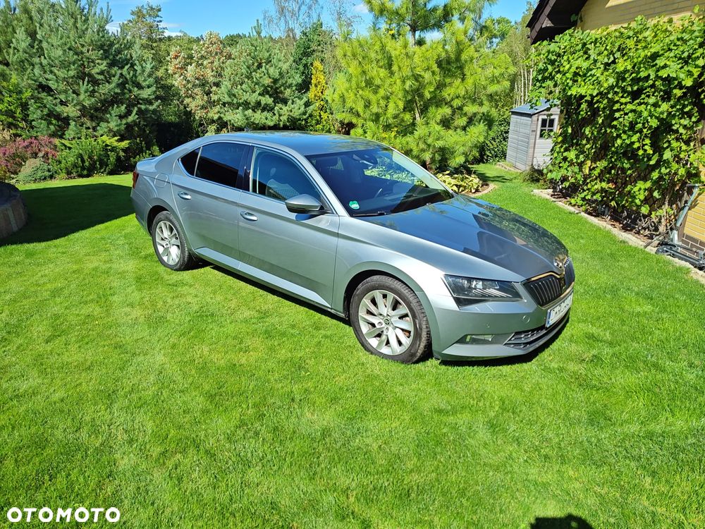 Skoda Superb 2.0 TDI 4x4 Style DSG - 1