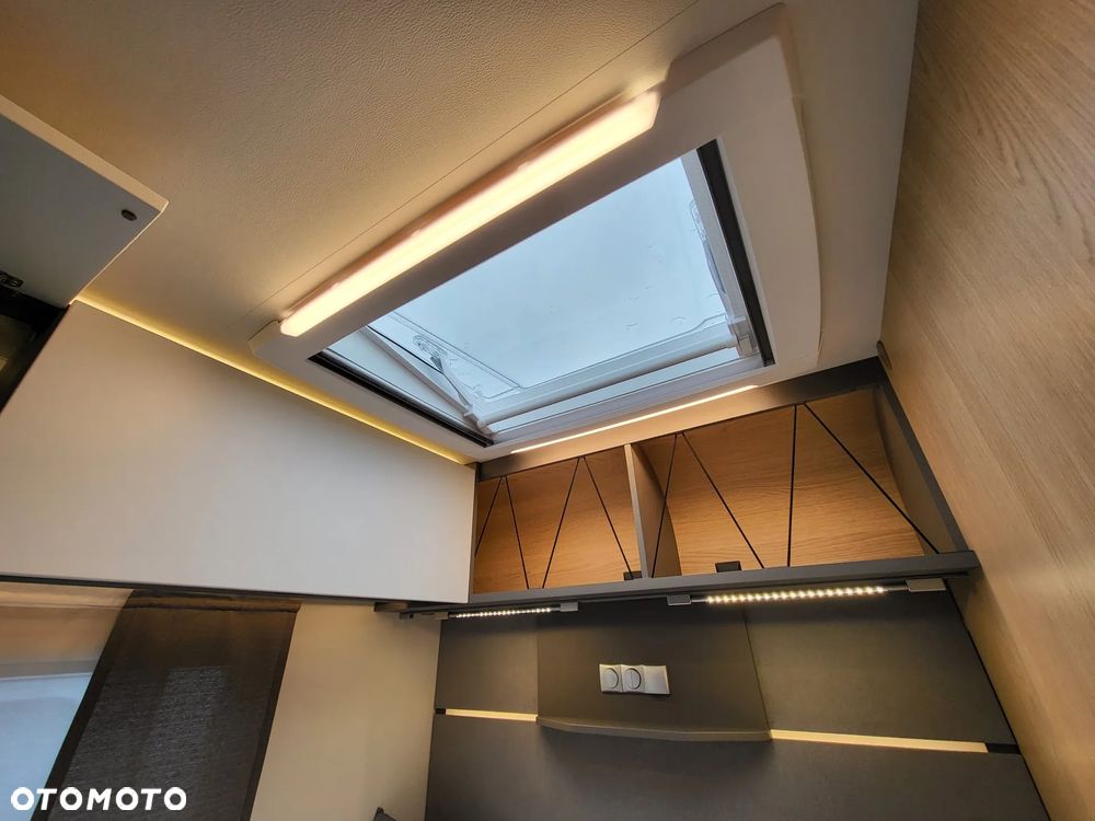 LMC Tourer Lift H634 - 4 osobowy / Ford Transit - 27