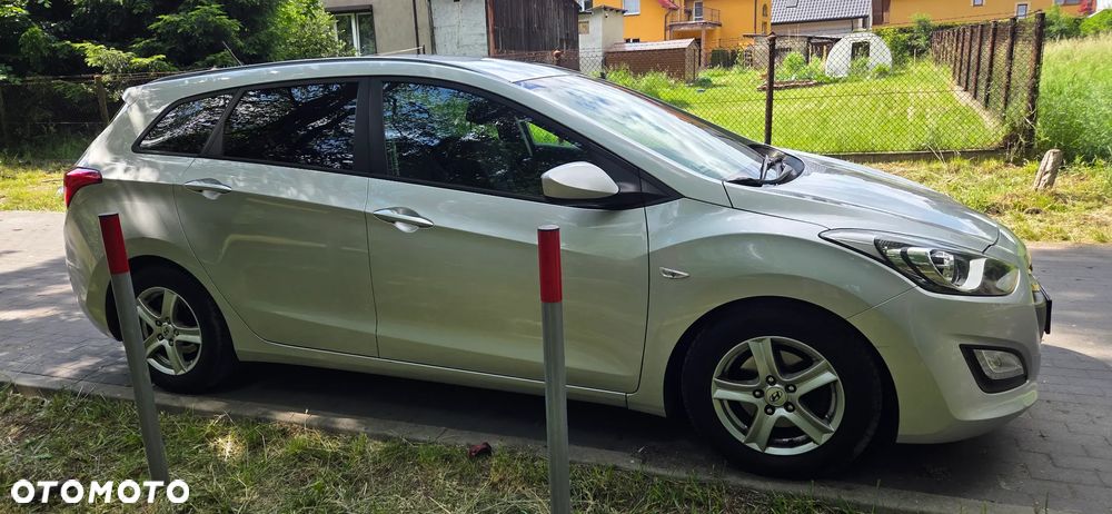Hyundai i30 1.6 CRDi Comfort - 4
