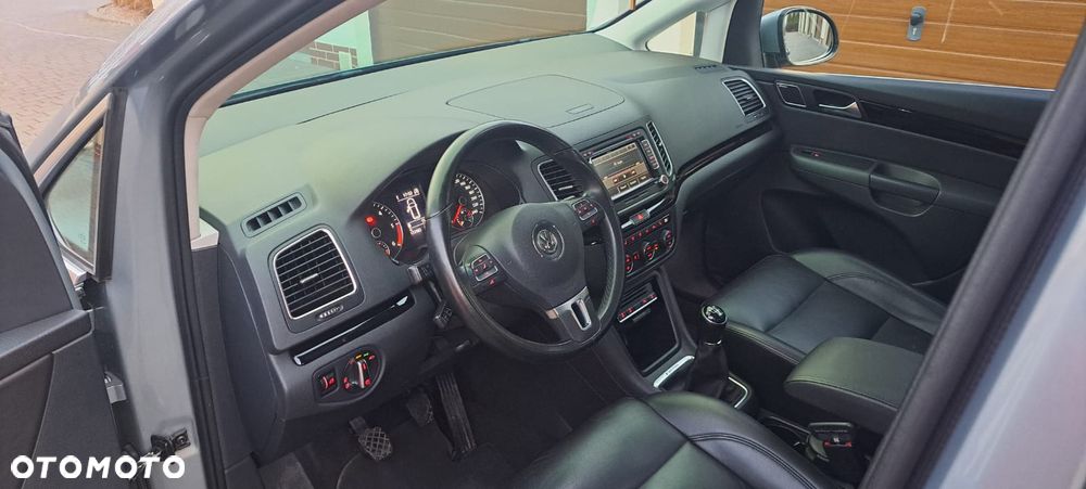 Volkswagen Sharan 2.0 TDI Comfortline - 8