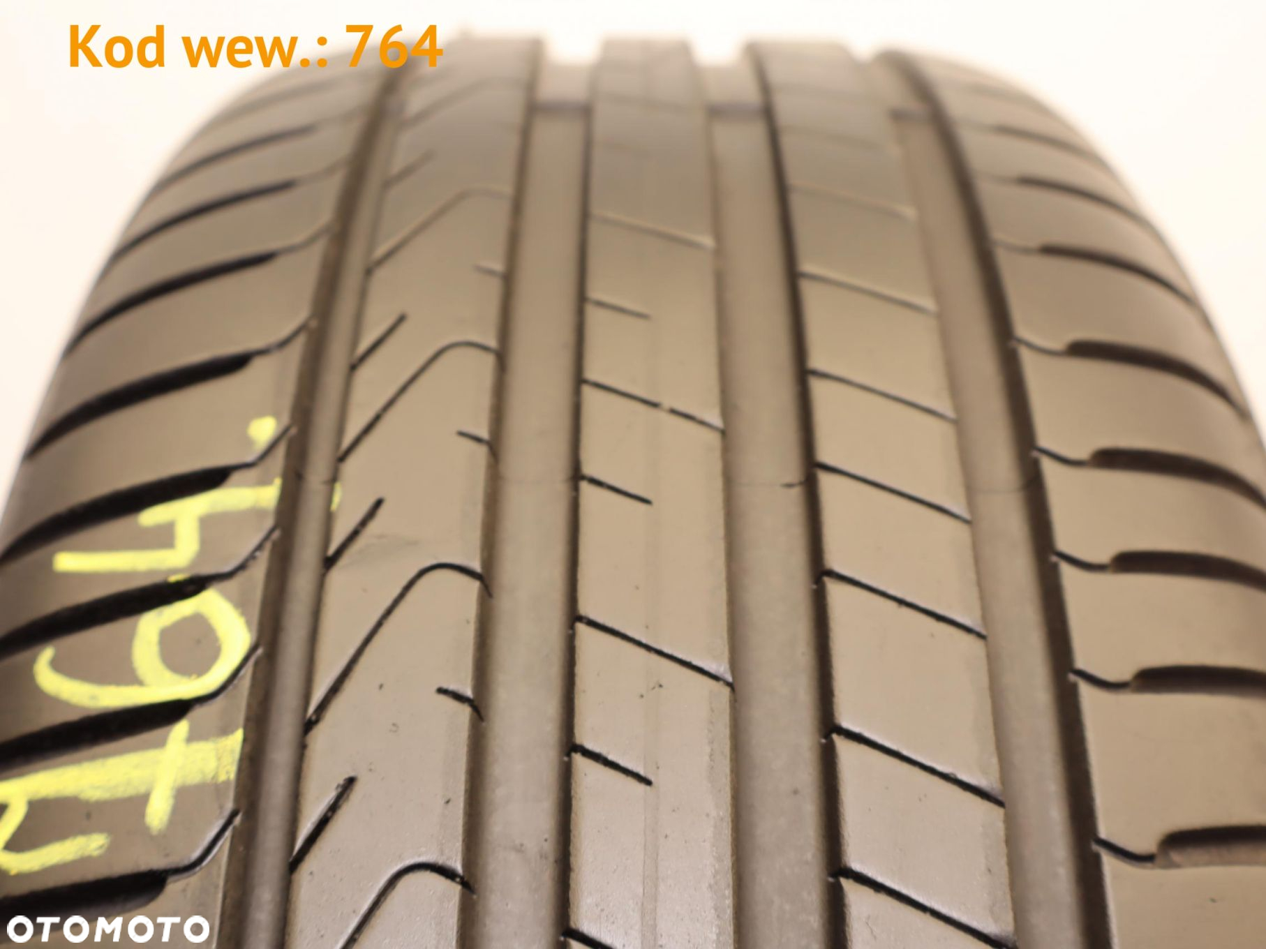 Pirelli Cinturato P7 - 225/50 R17 - 7