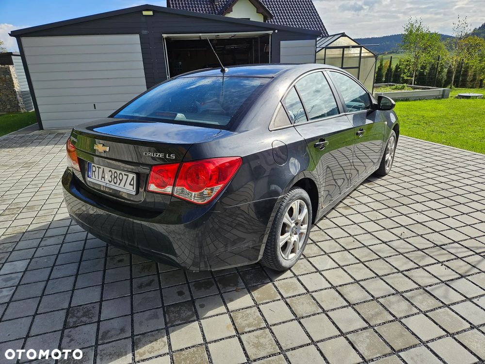 Chevrolet Cruze 2.0 VDCi LS - 3