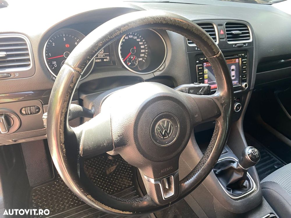 Volkswagen Golf - 9