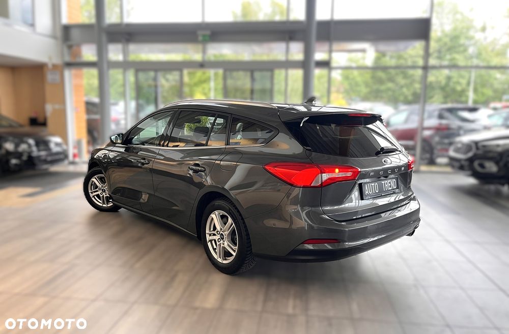 Ford Focus 1.0 EcoBoost Titanium ASS PowerShift - 4