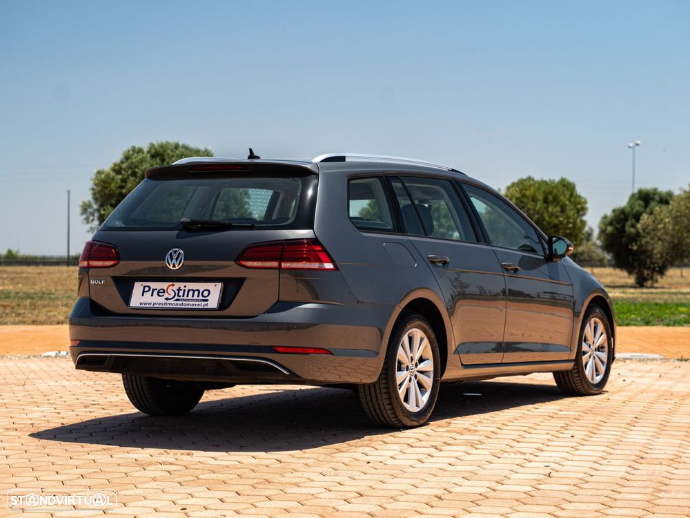 VW Golf Variant - 29