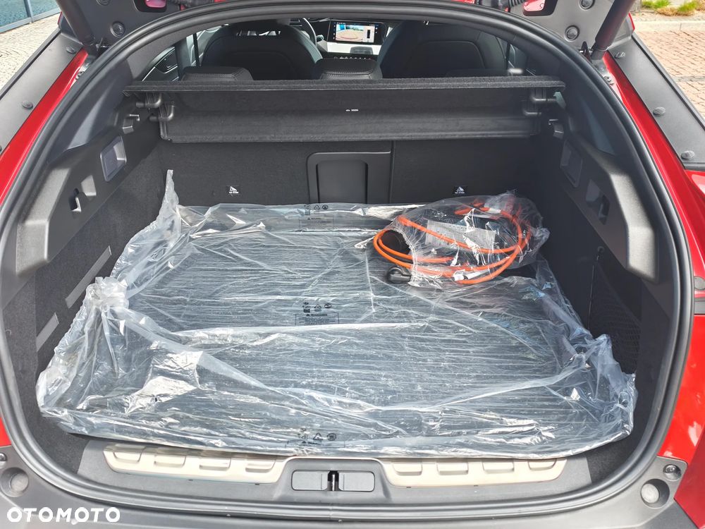 Peugeot 408 1.6 Plug-In Hybrid 225 GT E-DCS7 - 16