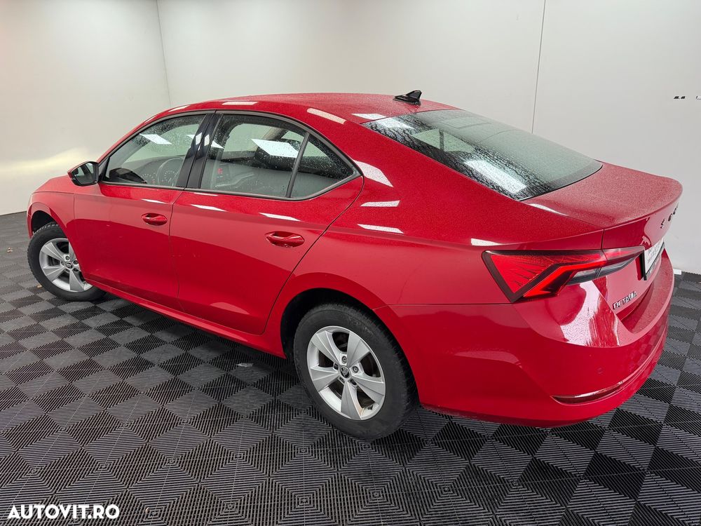 Skoda Octavia 2.0 TDI Ambition - 8