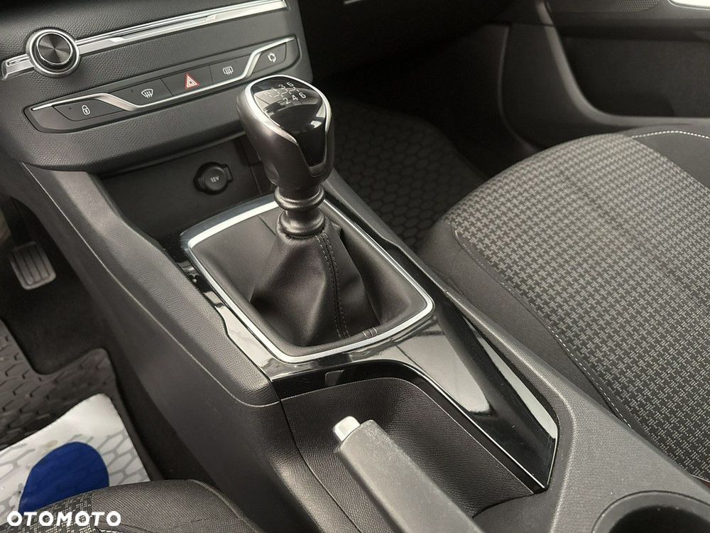 Peugeot 308 - 17