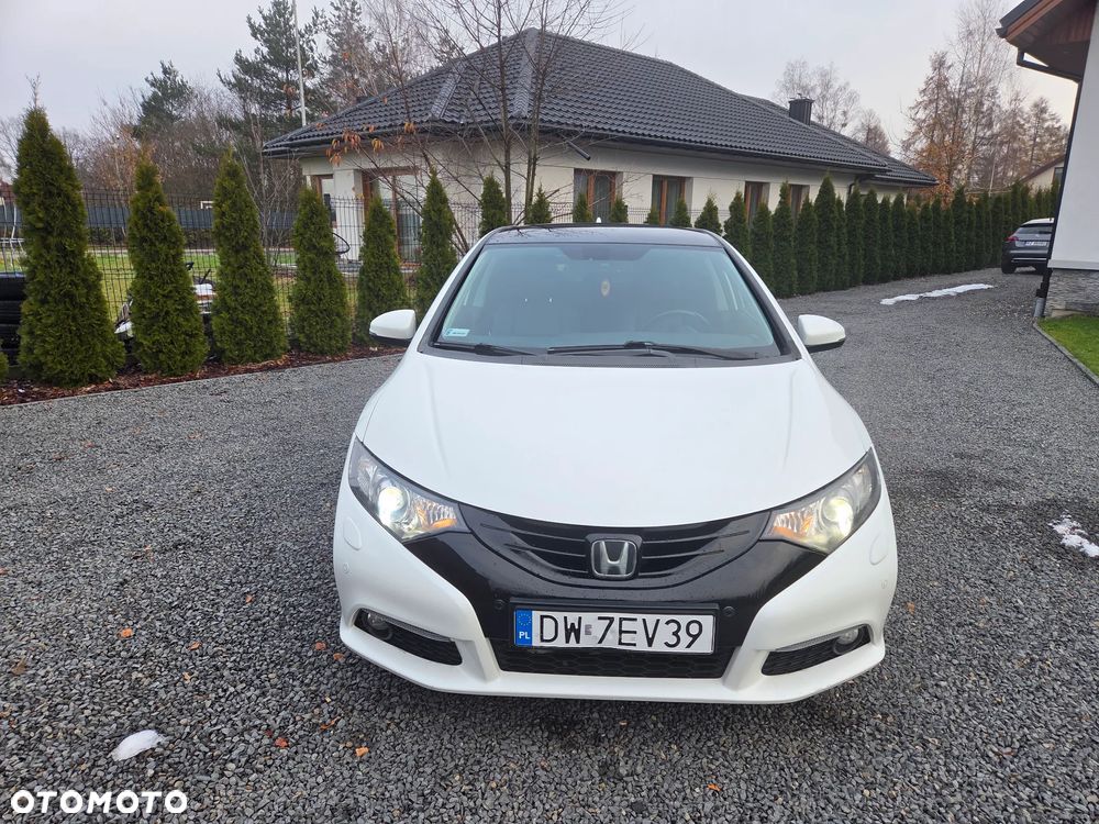 Honda Civic 1.8 Executive NAVI - 3