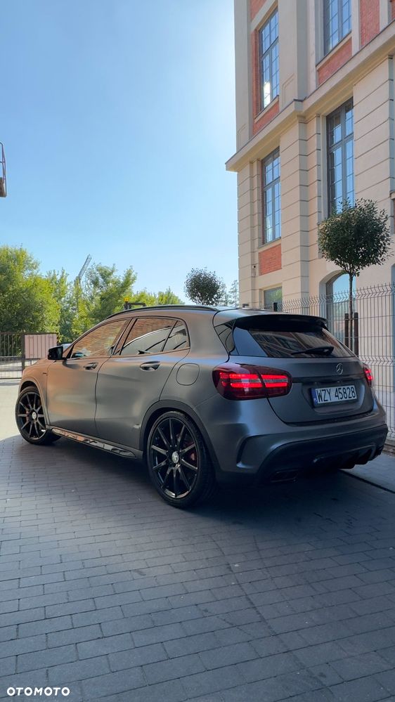 Mercedes-Benz GLA AMG 45 4-Matic - 2