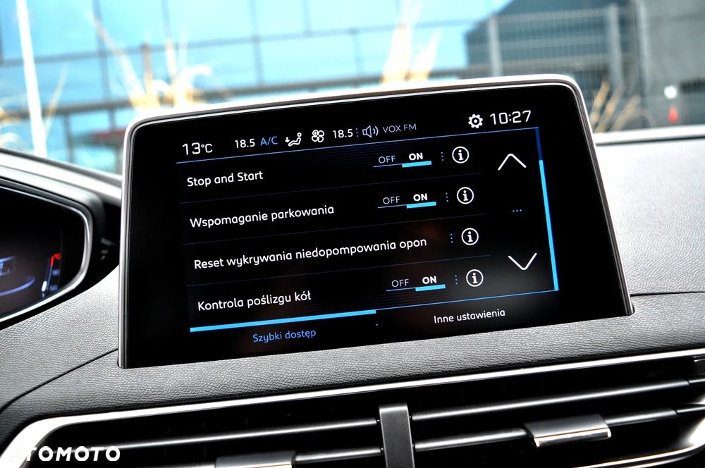 Peugeot 3008 1.2 PureTech Allure S&S EAT8 - 27